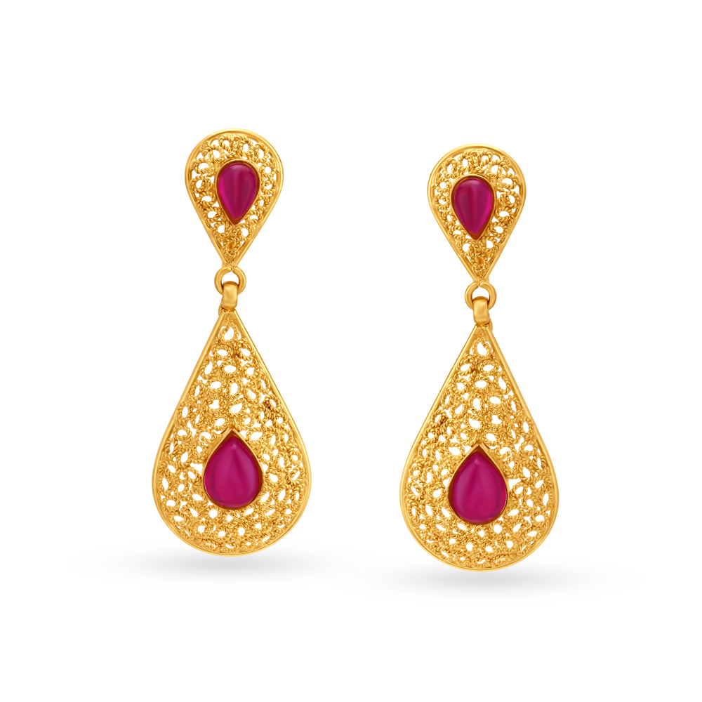 

Majestic 22 Karat Yellow Gold Teardrop Drop Earrings