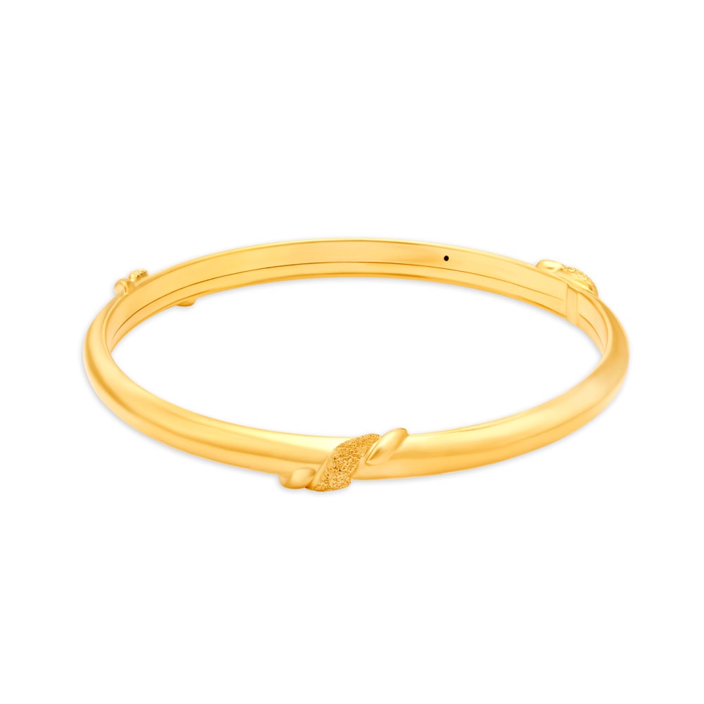 Beautiful Gold Bangle