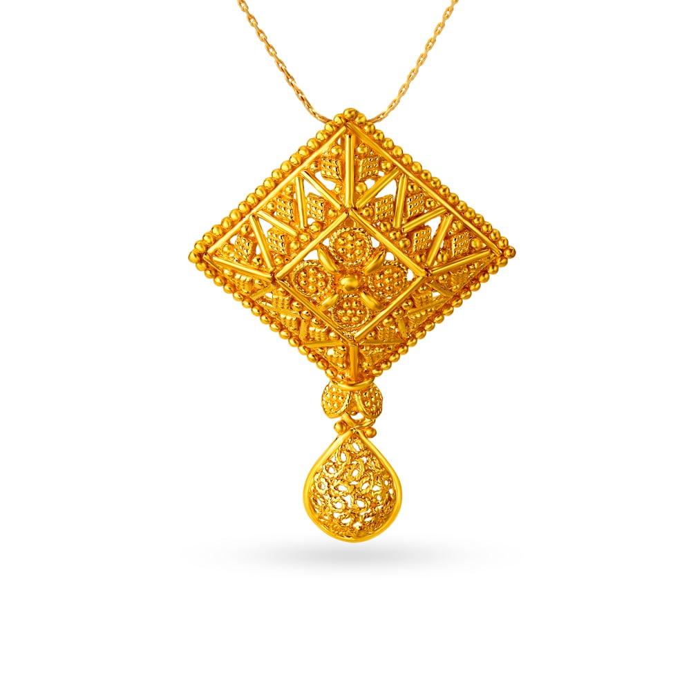 

Opulent Gold Rhombus Pendant Set