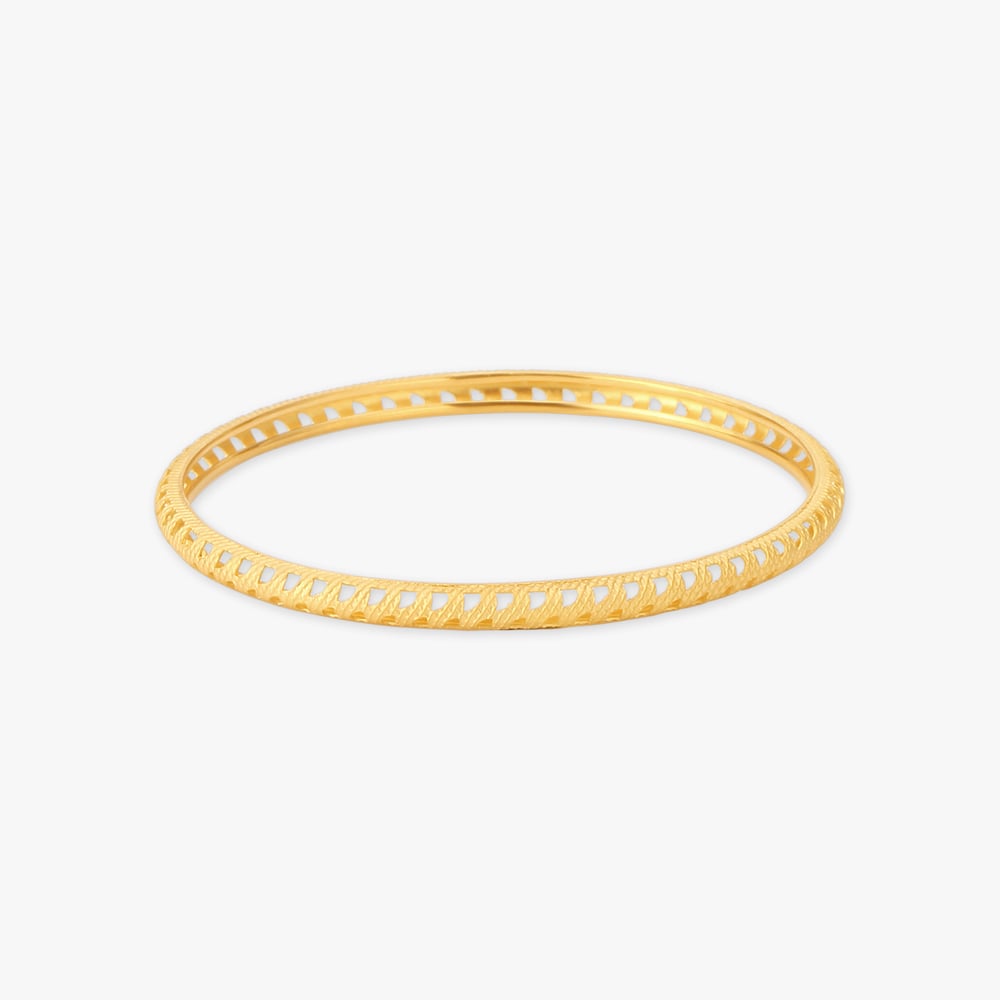 

Delicate Detail Bangle