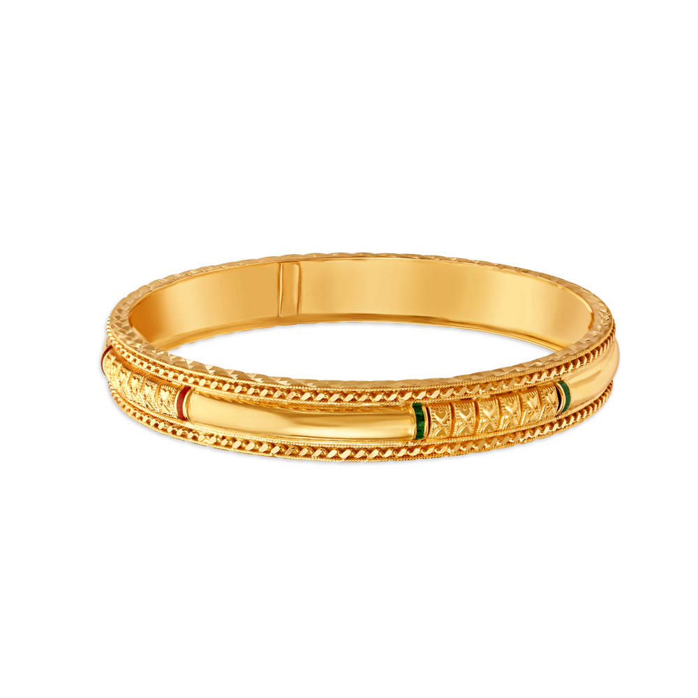 

Gleaming 22 Karat Yellow Gold Bar Bangle