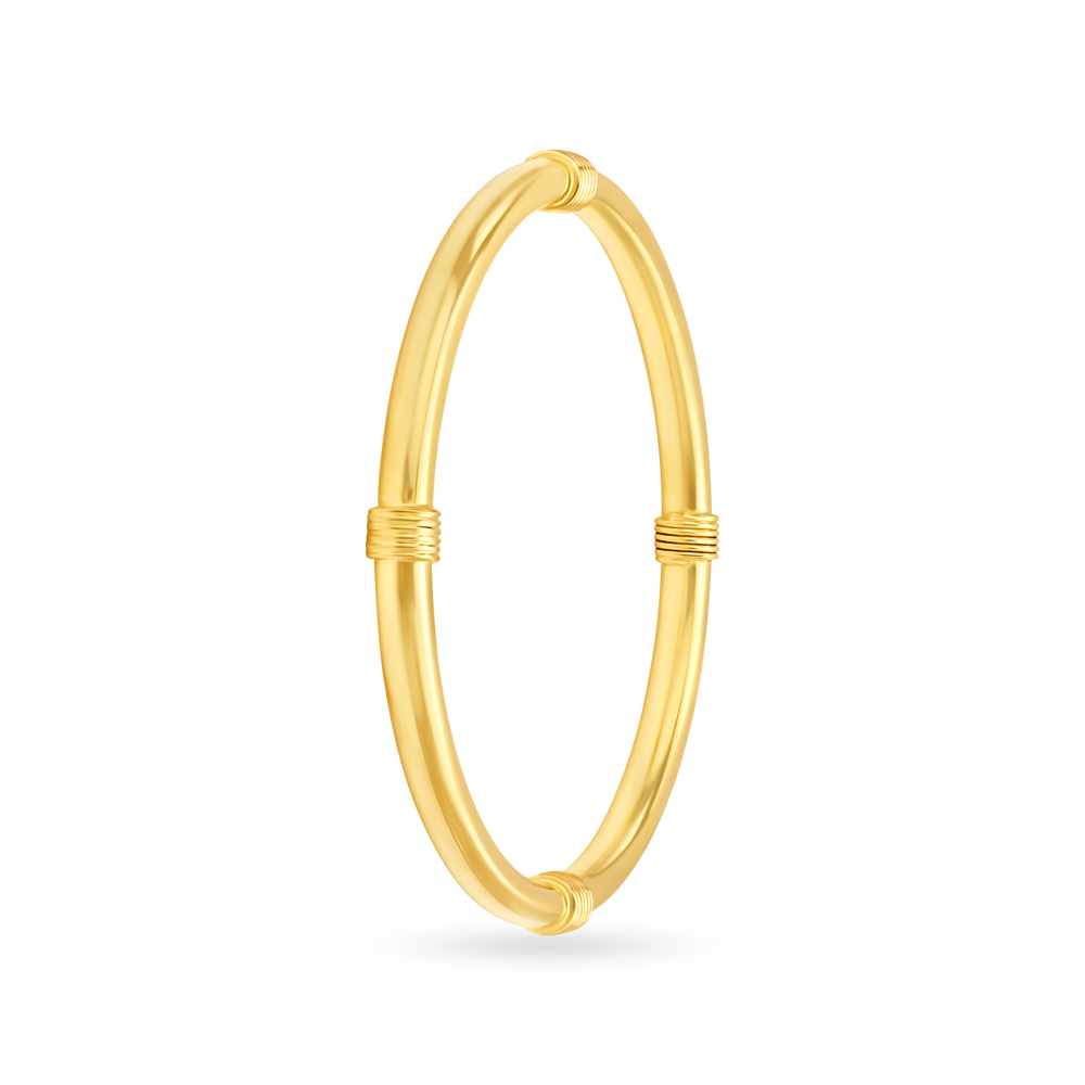 

Elegant Gold Bangle