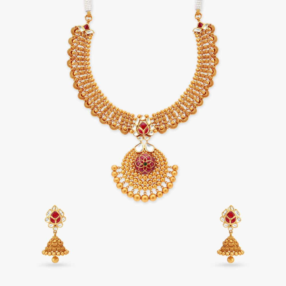 

Heirloom Necklace Set