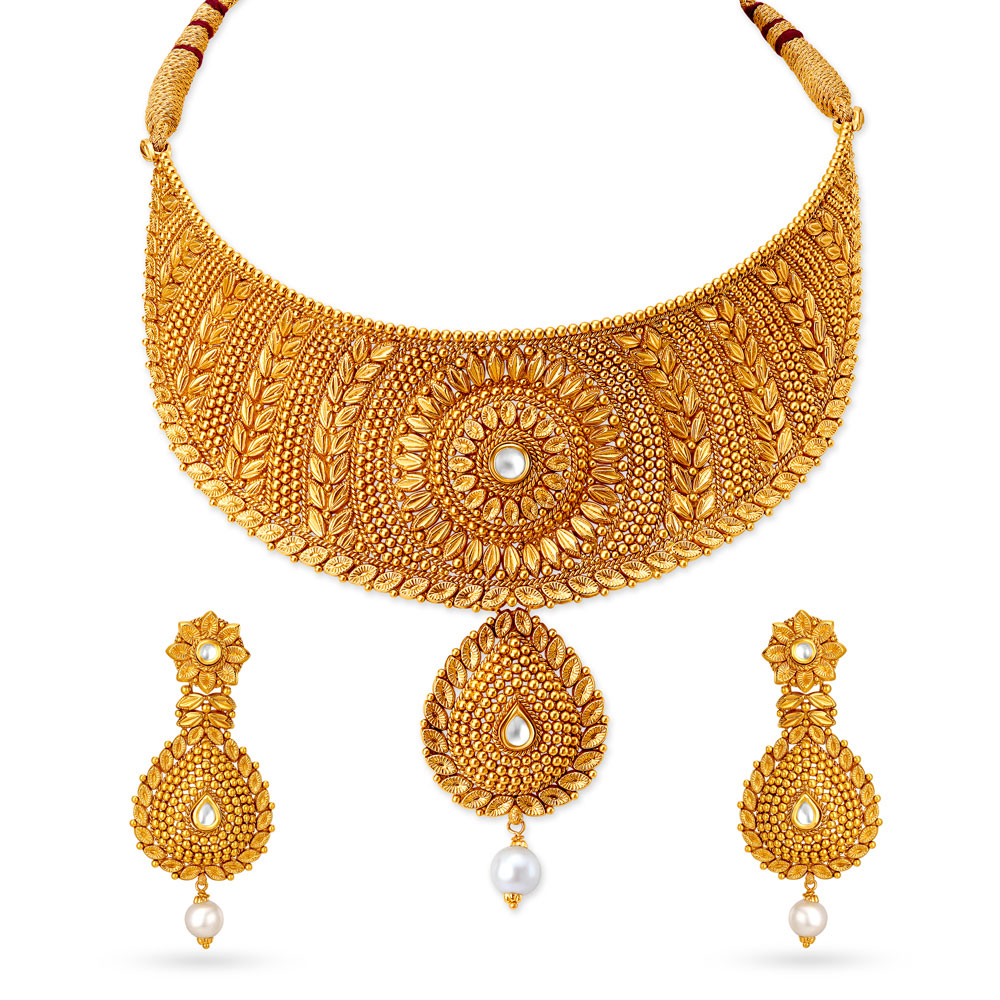 Queenly Rawa Work Leaf Motif Gold Necklace Set