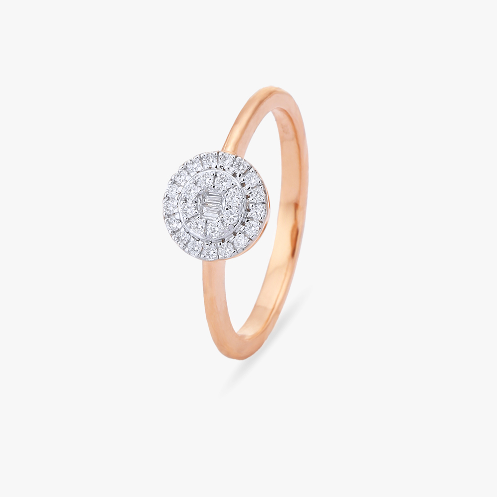 

Elegant Diamond Finger Ring