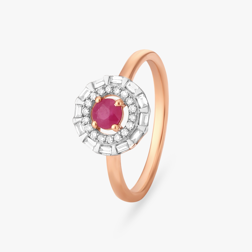 

Regal Elegance Diamond Finger Ring