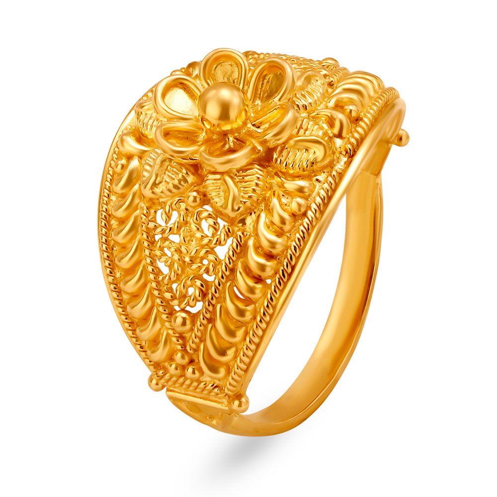 Ornamented 22 Karat Yellow Gold Decorative Floral Finger Ring