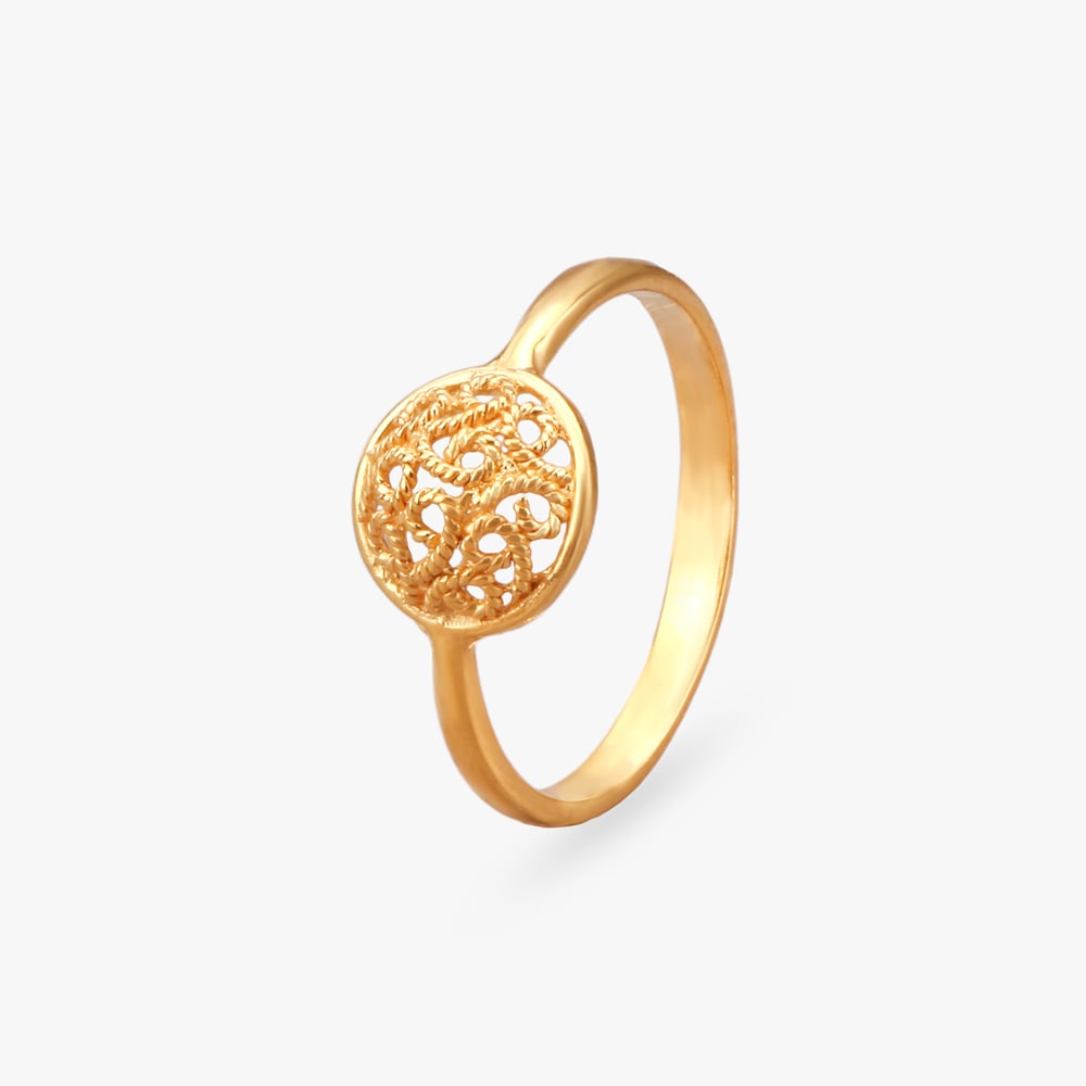 

Delicate Details Gold Finger Ring