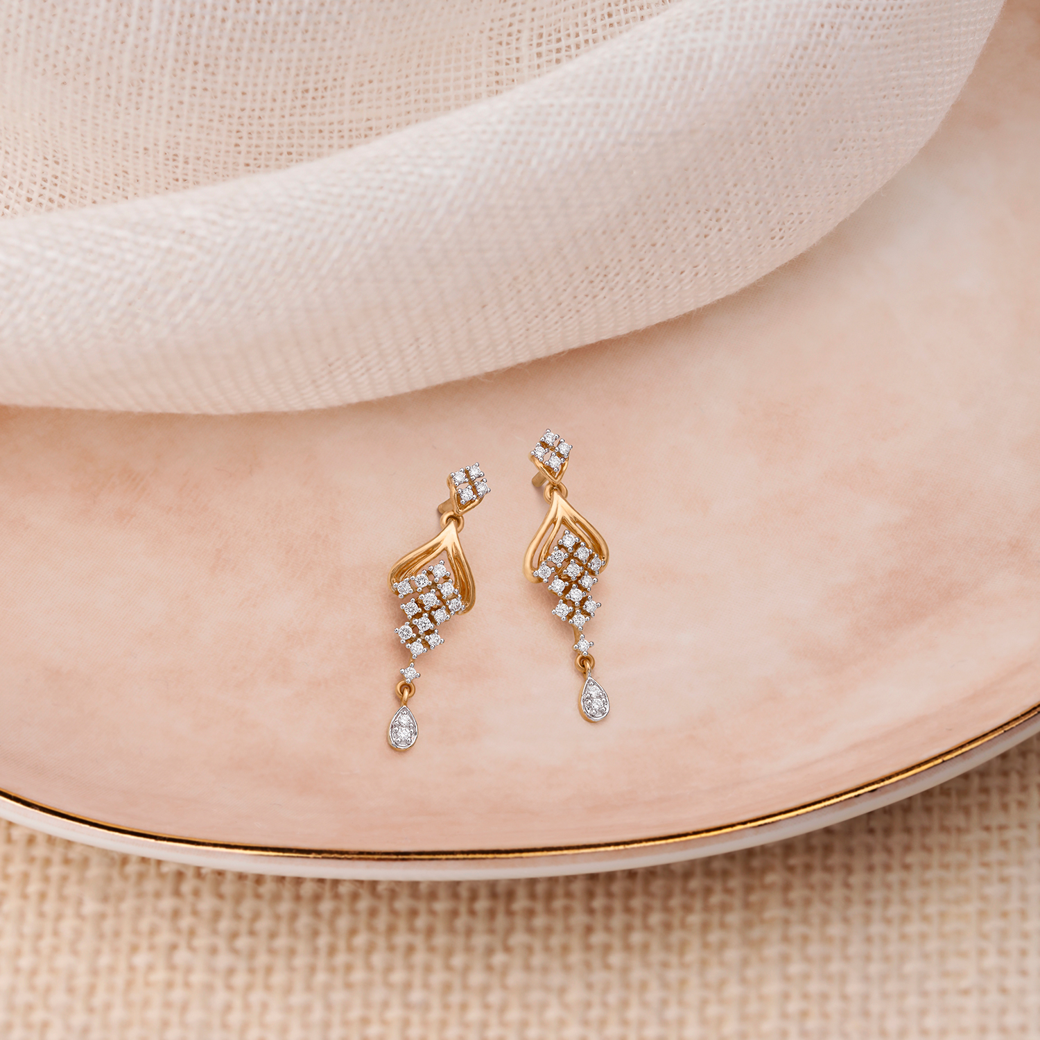 Jhumkas | Tanishq Online Store