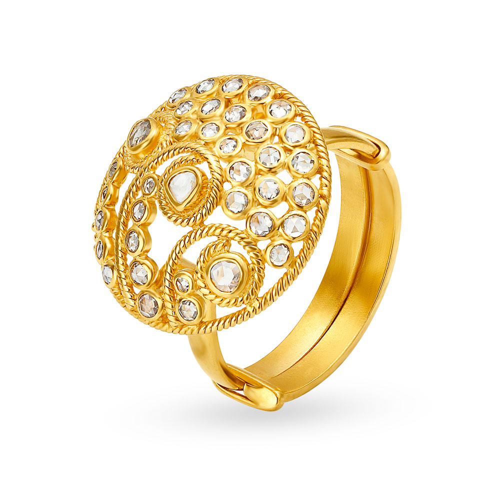 Extravagant 22 Karat Yellow Gold Decorative Round Finger Ring