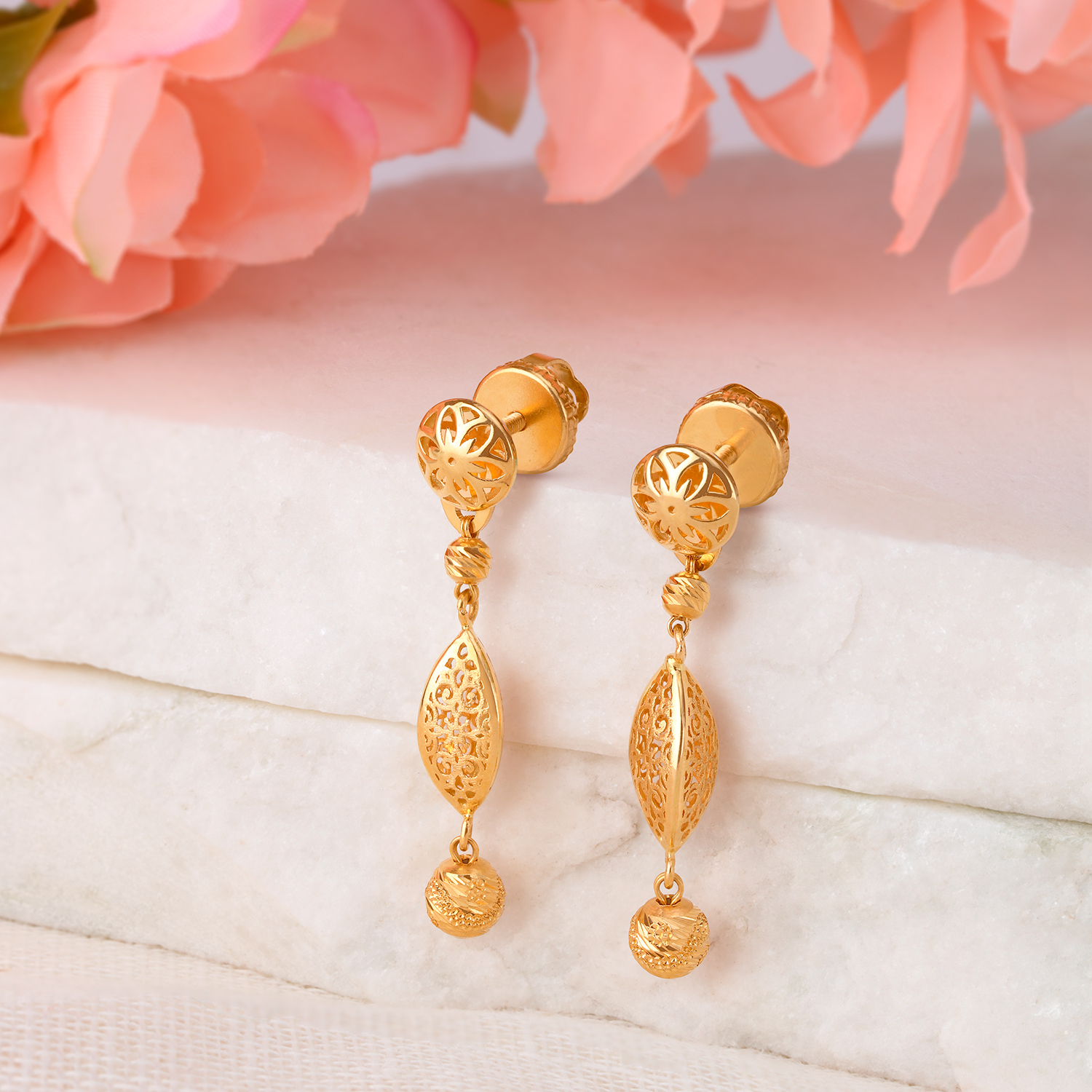 

Versatile Glistening Gold Drop Earrings