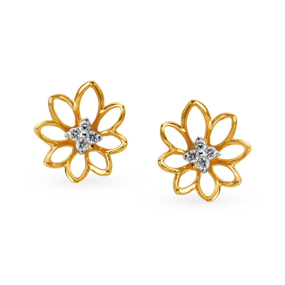 Traditional Diamond Stud Earrings