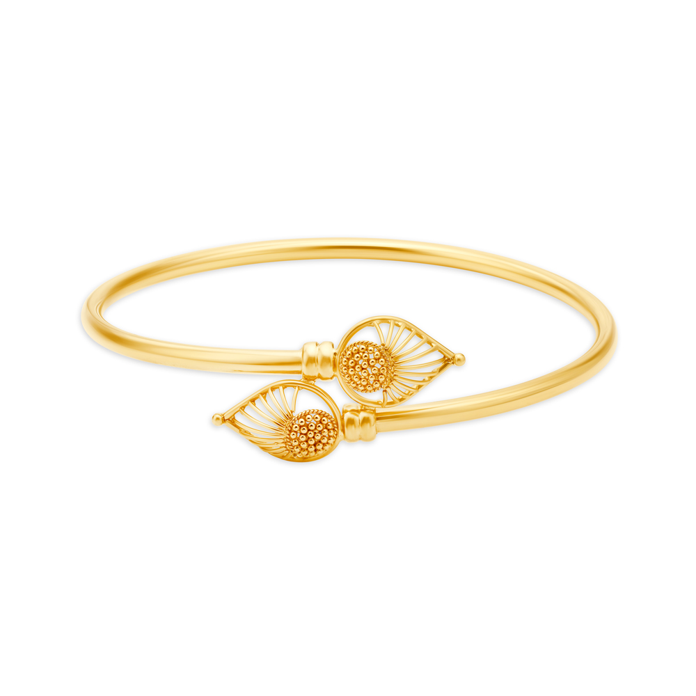 Alluring Gold Bangle