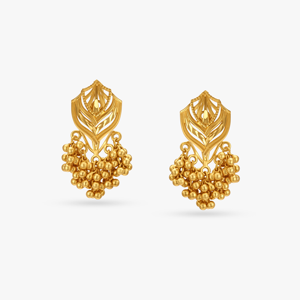 Buy TANISHQ 18KT Gold and Diamond Stud Earrings Online - Best Price TANISHQ  18KT Gold and Diamond Stud Earrings - Justdial Shop Online.