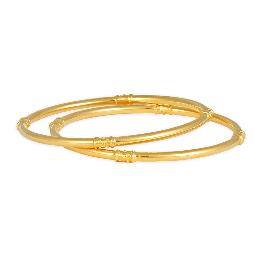 

Elegant Gold Bangle