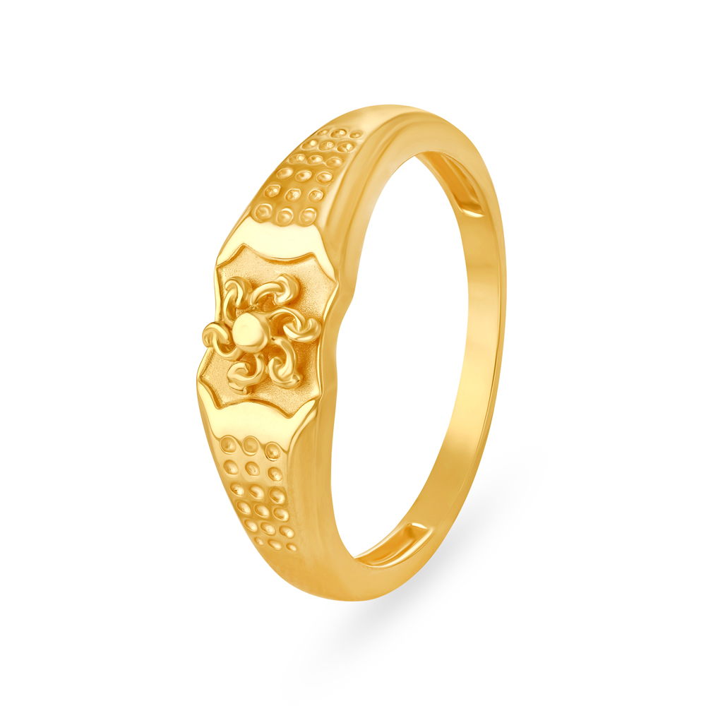 Lovely Floral Gold Ring