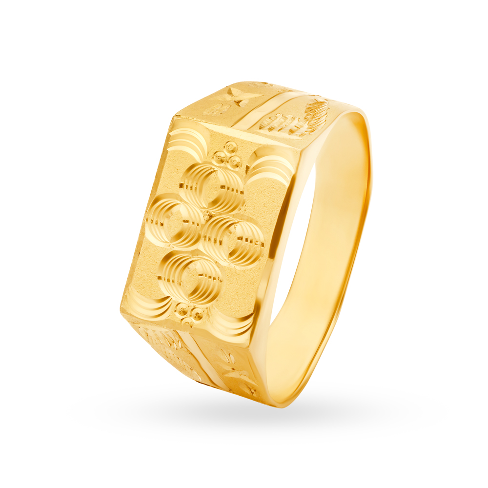 Dashing 22 Karat Yellow Gold Rectangle Finger Ring