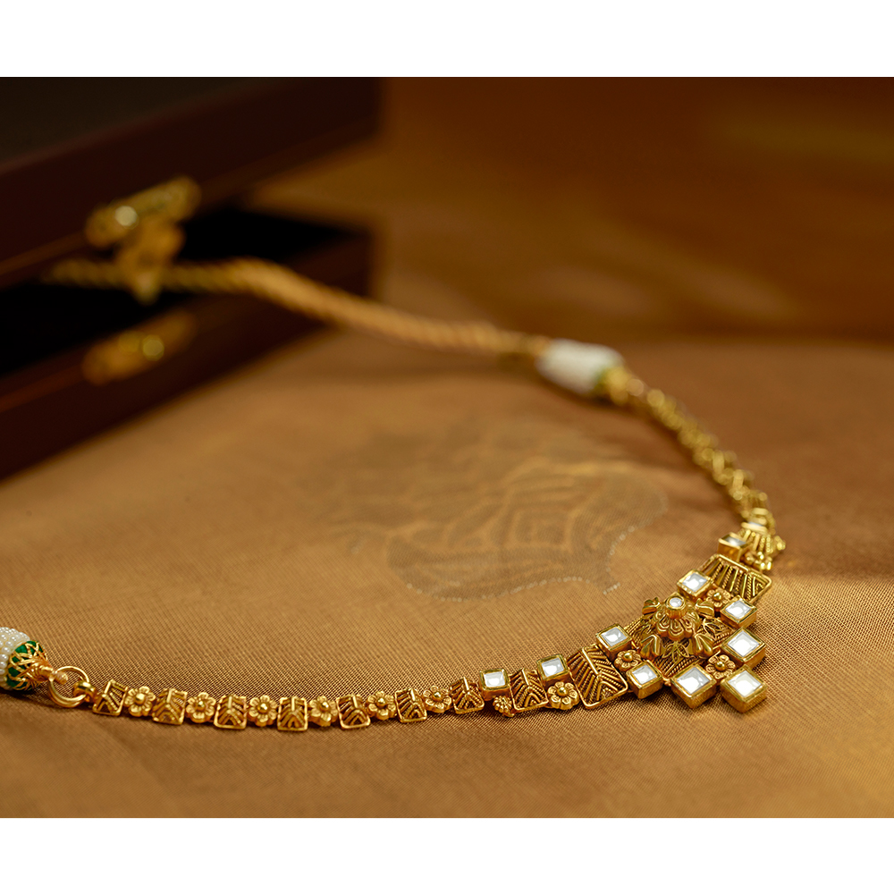 Kundan on sale necklace tanishq