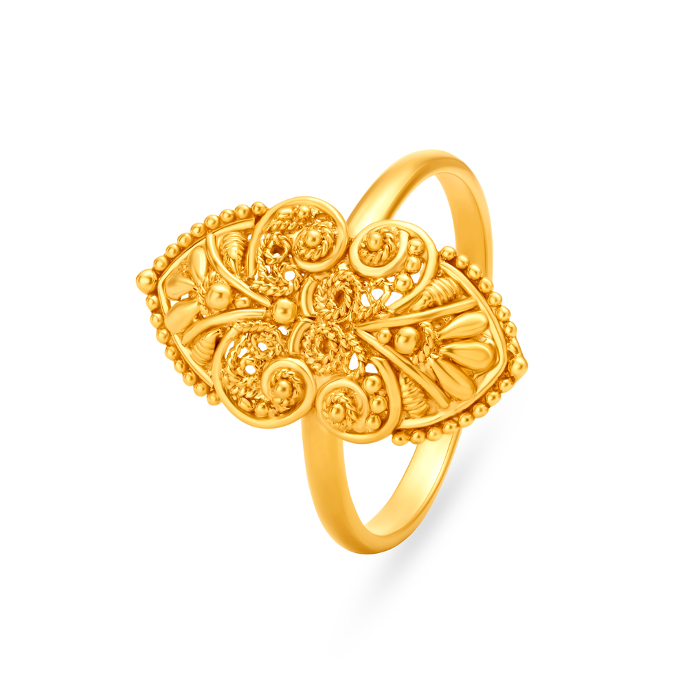 Detailed Filigree Work Gold Finger Ring