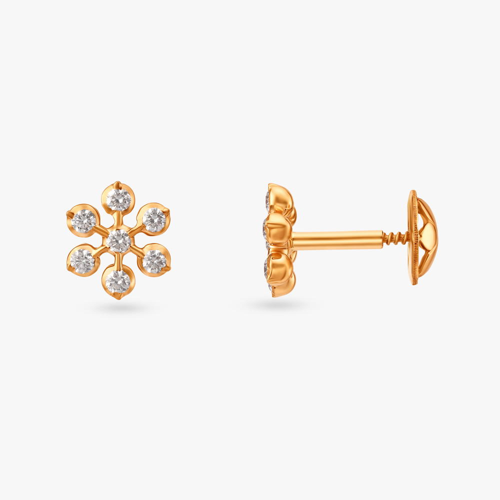 

Sparkling Elegance Floral Diamond Stud Earrings