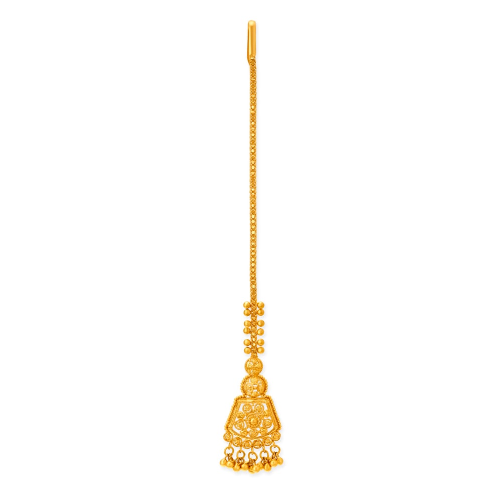 

Queenly 22 Karat Yellow Gold Disc Maang Tikka