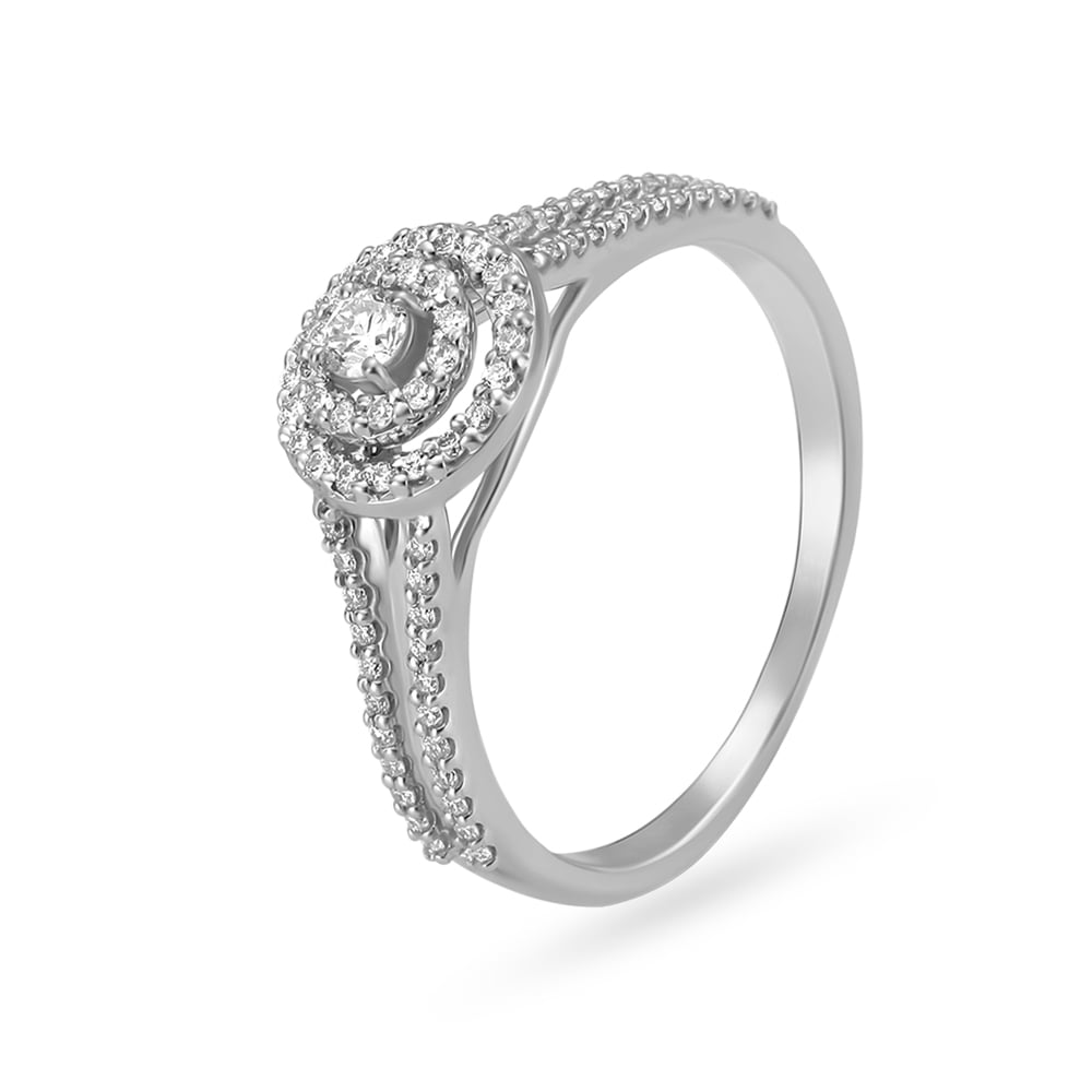 

Dazzling Diamond Finger Ring