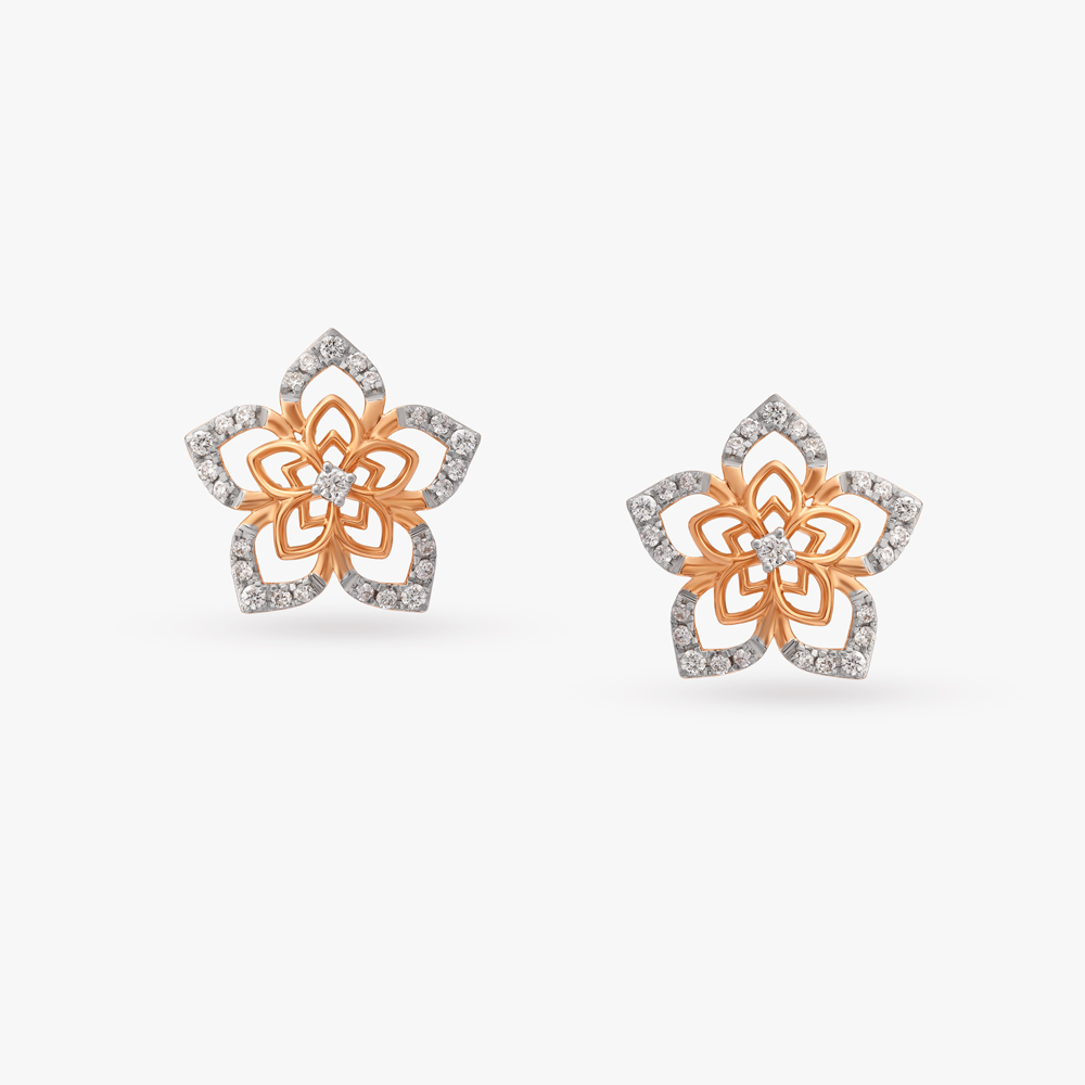 

Blooming Elegance Diamond Stud Earrings