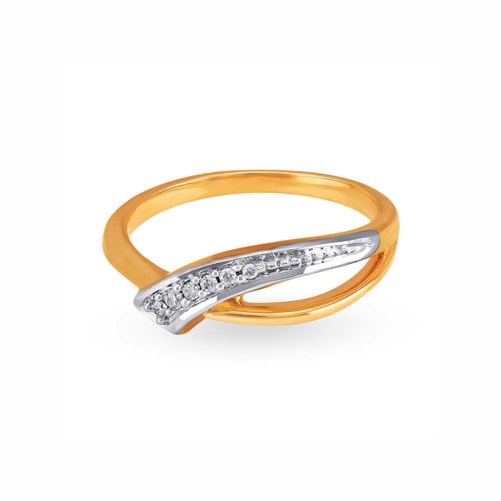 

Curve Diamond Finger Ring