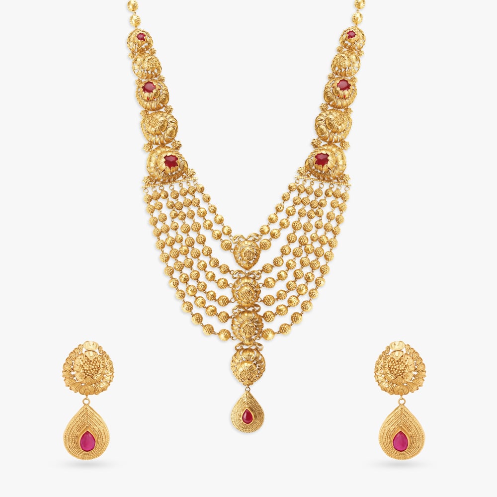 

Antique Gold Necklace Set