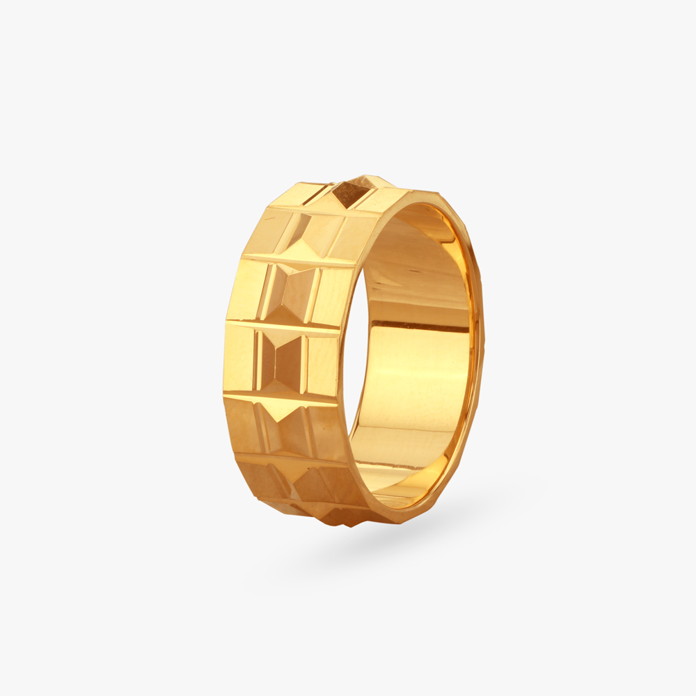 

Sculpted Perfection Gold Finger Ring for Men