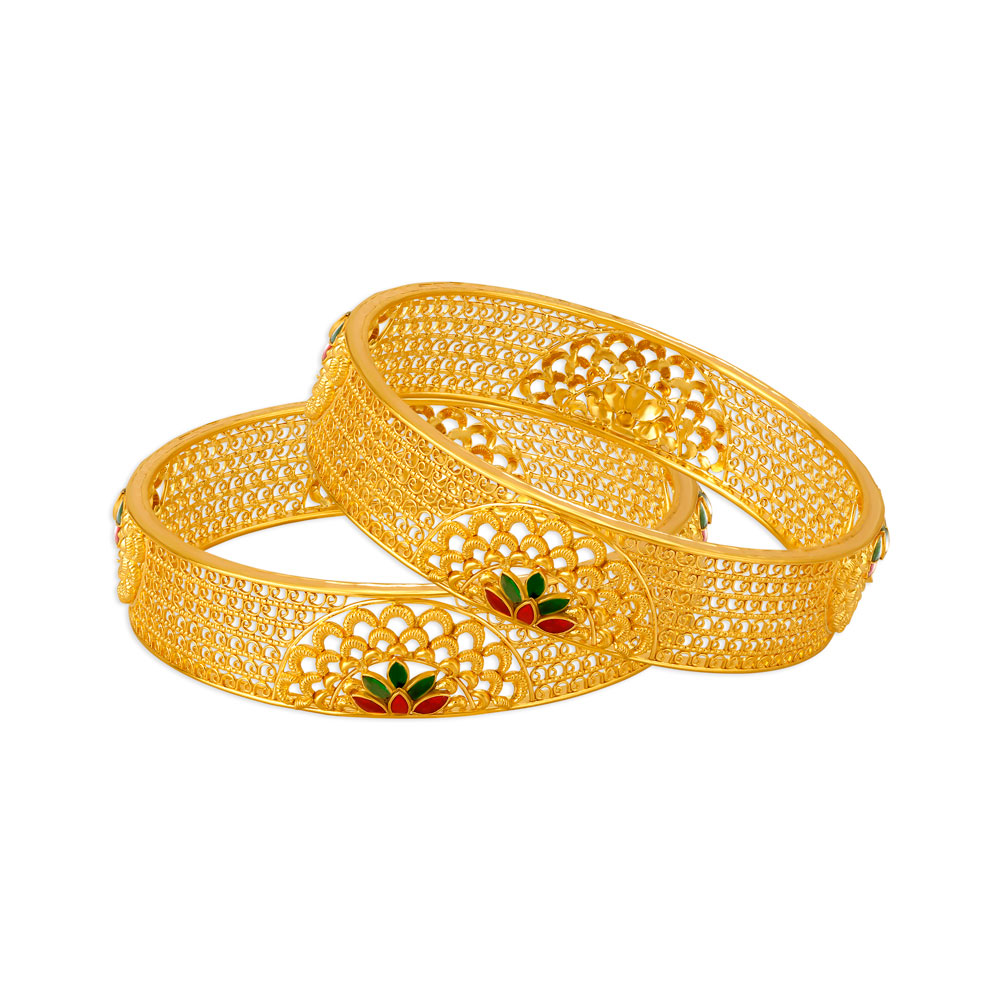 Stunning Traditional Gold Bangle