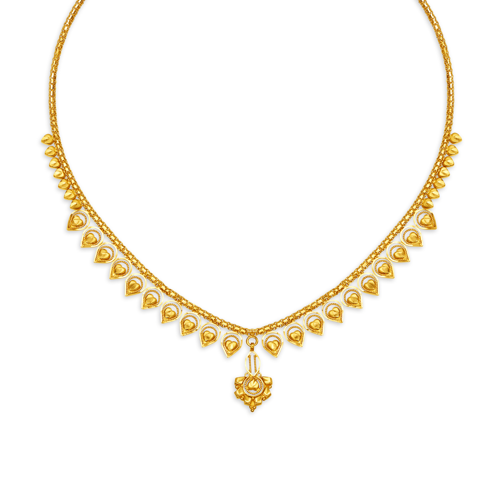 

Charming Gold Necklace for the Kannadiga Bride