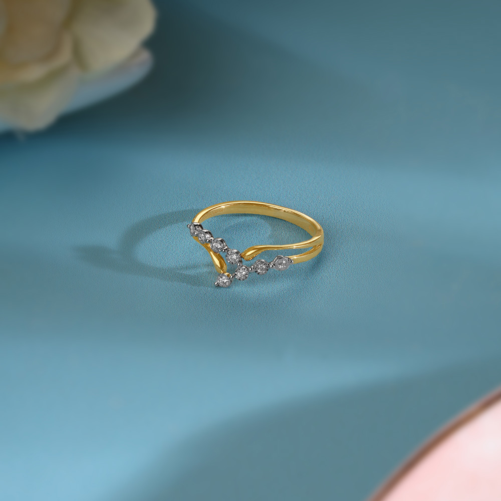 Sculpted Sparkler 14KT Gold & Diamond Finger Ring