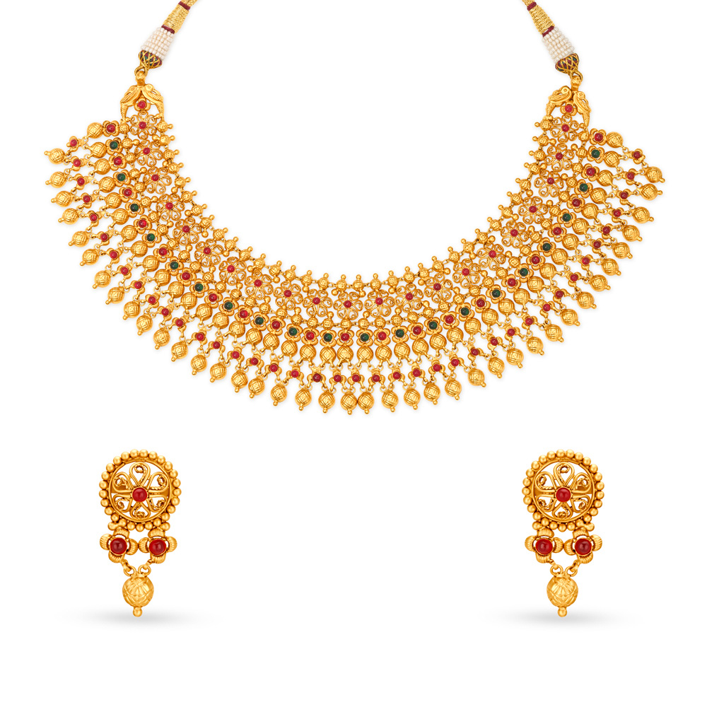 

Traditional Gold Necklace Set