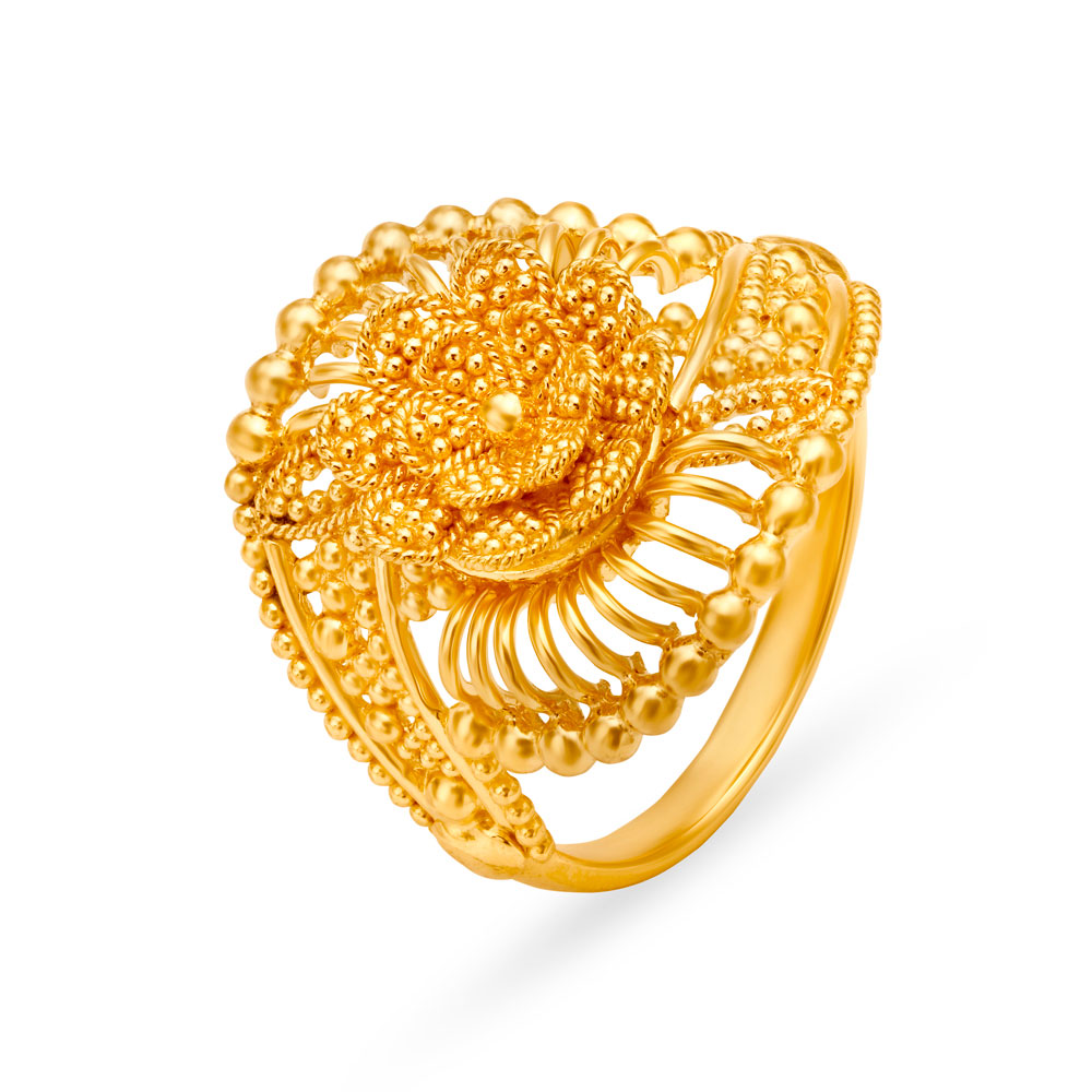 

Artistic 22 Karat Yellow Gold Floral Ring