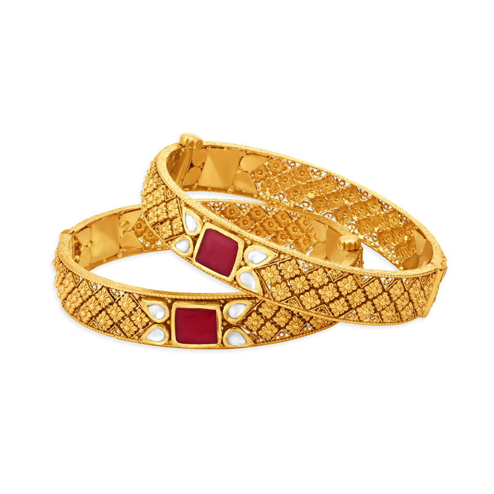 

Enchanting Gold Bangle with Stones