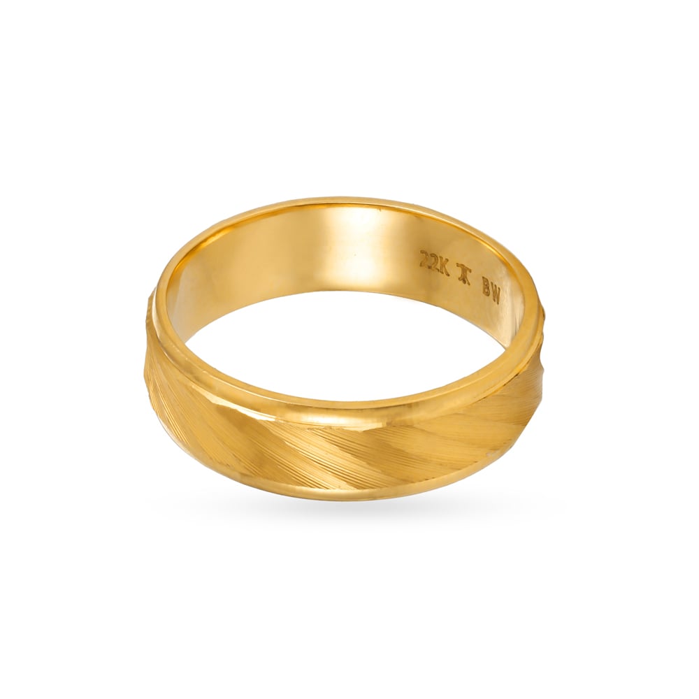 

Regal 22 Karat Yellow Gold Finger Ring