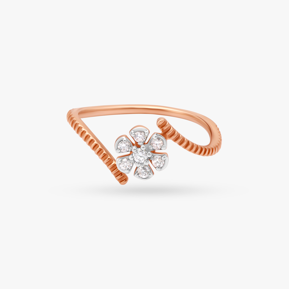 

Floral Radiance Diamond Ring