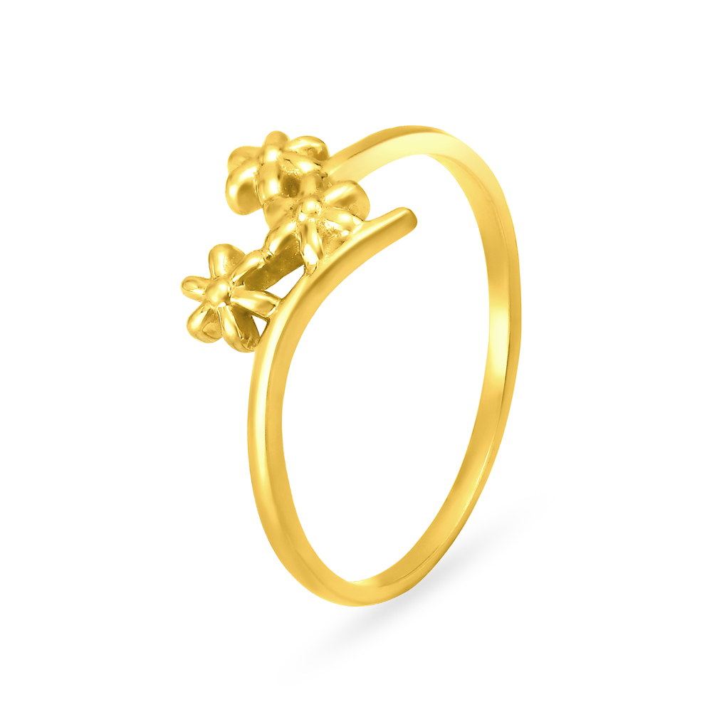 Adorable 22 Karat Yellow Gold Floral Finger Ring
