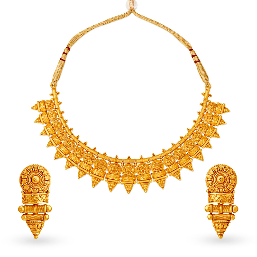 

Elaborate Intricate Gold Necklace Set