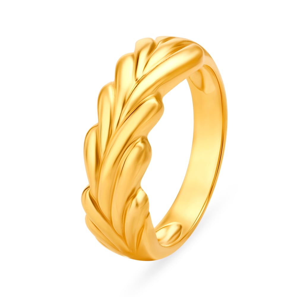 

Classic 22 Karat Yellow Gold Leaf Patterned Finger Ring