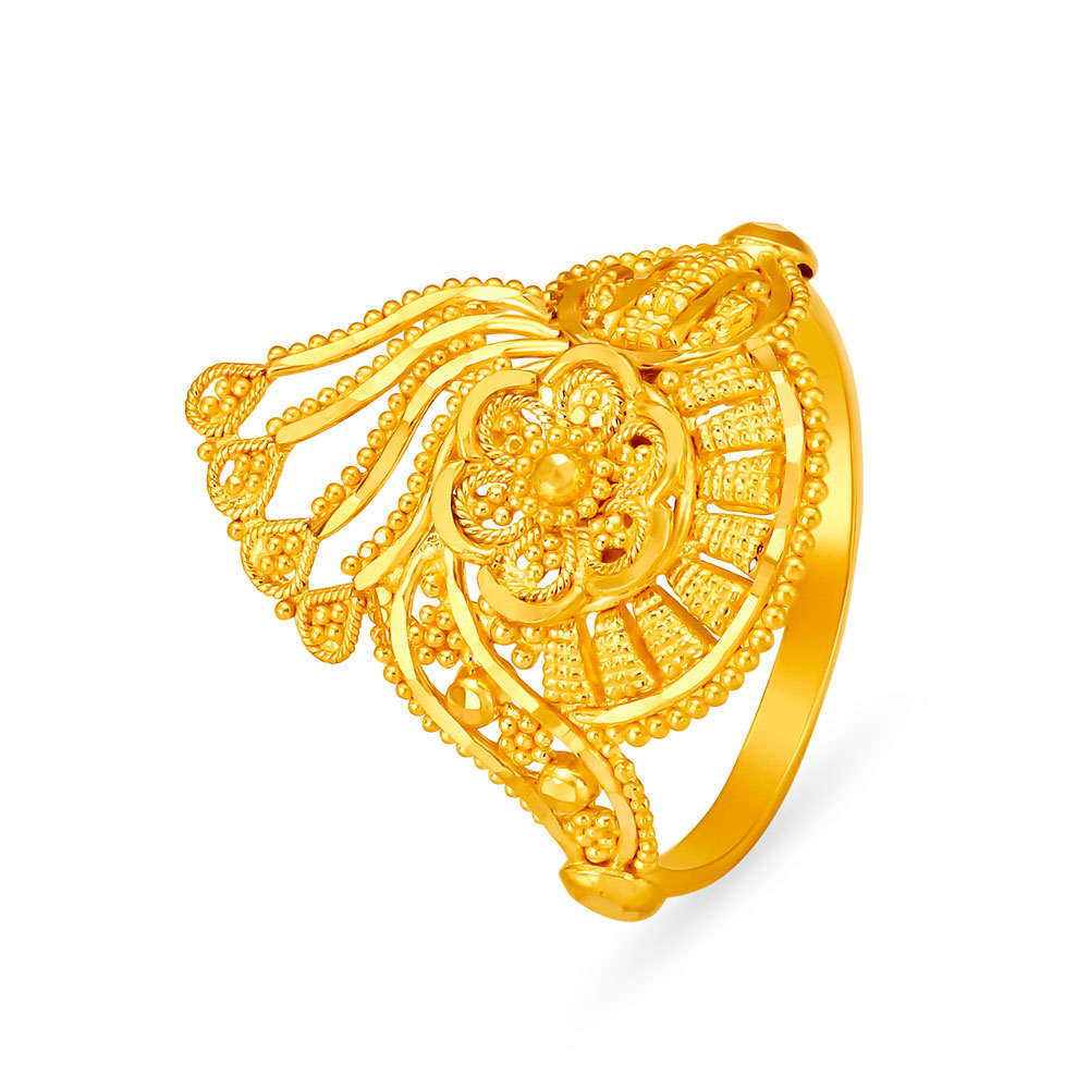 

Unique Gold Finger Ring with a carved pattern