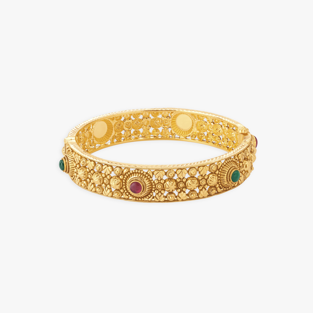 

Traditional Allure Antique Bangle