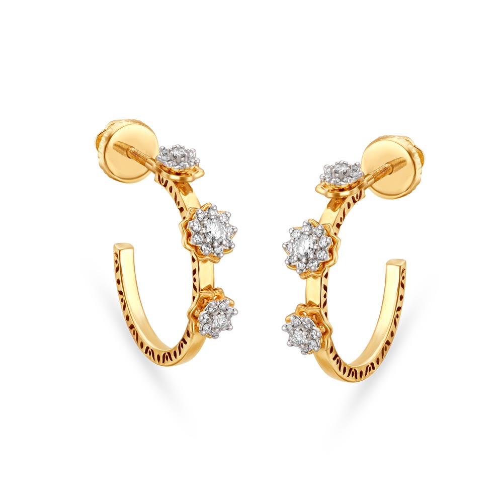 Beautiful 18 Karat Yellow Gold And Diamond Earrings