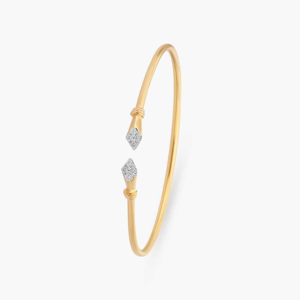 

Arrow Diamond Bangle