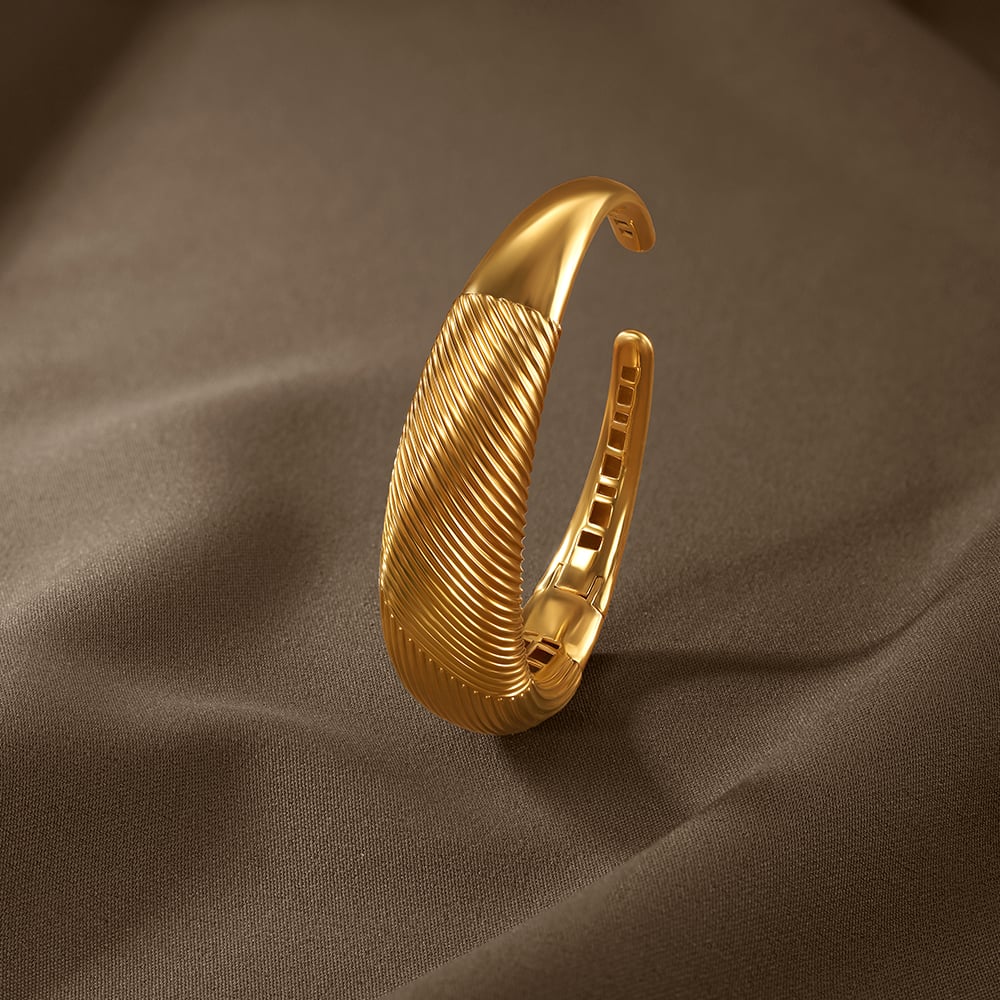 

Minimalist Cuff Bangle