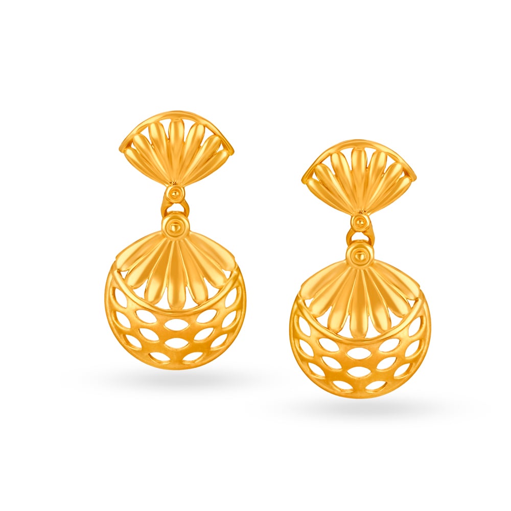 

Striking 22 Karat Yellow Gold Mesh Patterned Drop Earrings