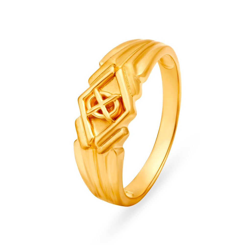 Regal 22 Karat Yellow Gold Finger Ring