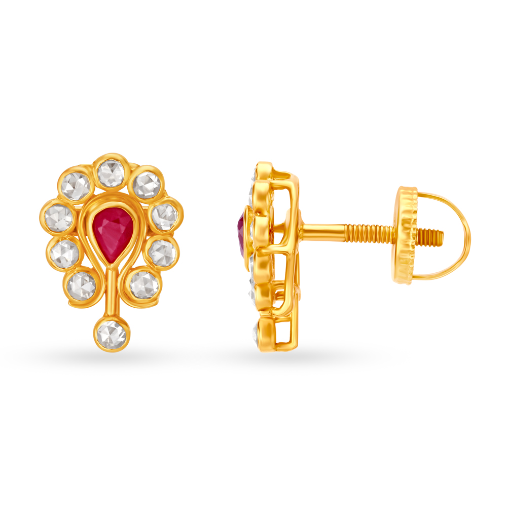 

Mesmerising Gold Stud Earrings