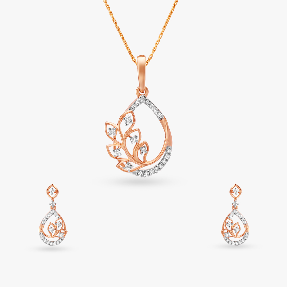 

Enchanted Leaf Diamond Pendant and Earrings Set